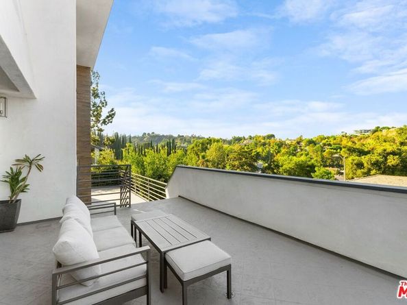 3539 Alana Drive, Sherman Oaks CA 91403