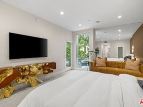 964 Hancock Avenue 103, West Hollywood CA 90069