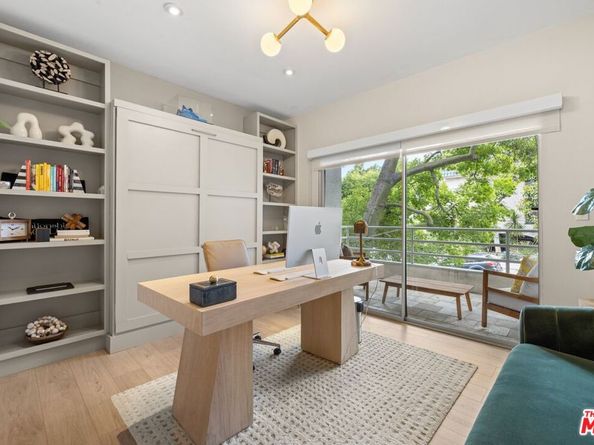 964 Hancock Avenue 103, West Hollywood CA 90069