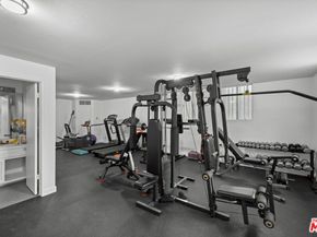 964 Hancock Avenue 103, West Hollywood CA 90069