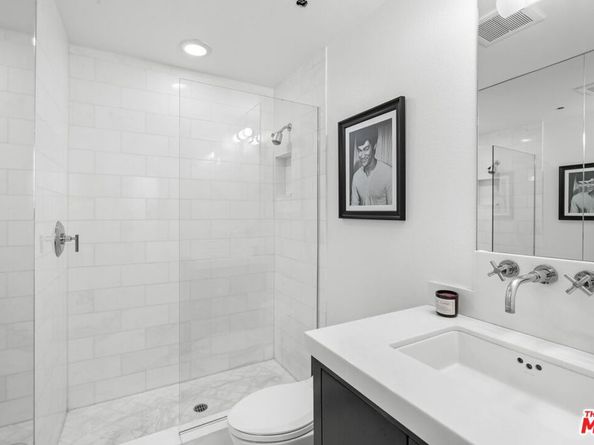 964 Hancock Avenue 103, West Hollywood CA 90069