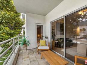 964 Hancock Avenue 103, West Hollywood CA 90069