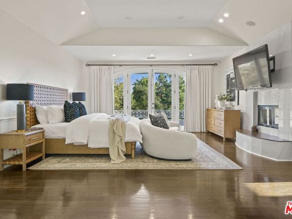 11730 Stonehenge Lane, Los Angeles CA 90049