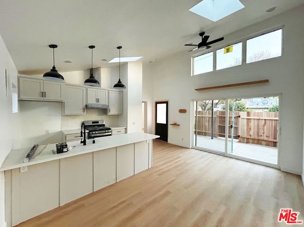 16124 San Fernando Mission Boulevard, Granada Hills CA 91344