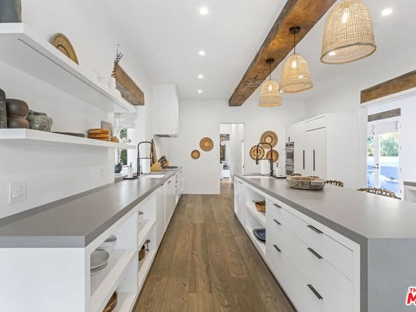 27405 Pacific Coast Highway, Malibu CA 90265
