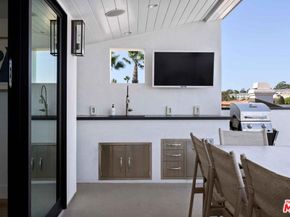 4106 River Avenue 2, Newport Beach CA 92663