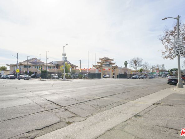 2415 N Gates Street, Los Angeles CA 90031