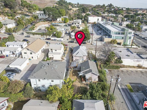 2415 N Gates Street, Los Angeles CA 90031