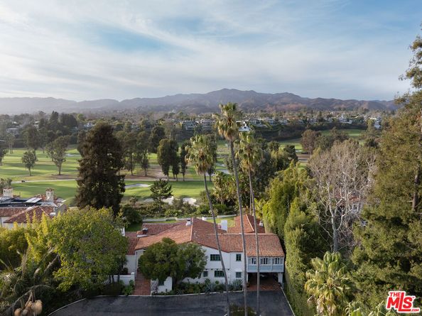 1707 San Vicente Boulevard, Santa Monica CA 90402