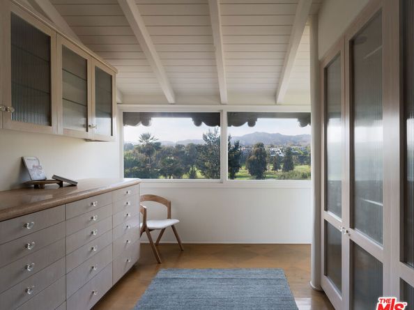 1707 San Vicente Boulevard, Santa Monica CA 90402