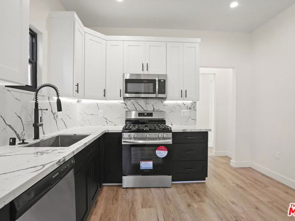 2745 Kenwood Avenue, Los Angeles CA 90007