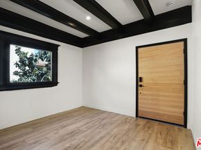 2745 Kenwood Avenue, Los Angeles CA 90007