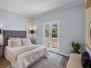 8562 W West Knoll Drive 10, West Hollywood CA 90069