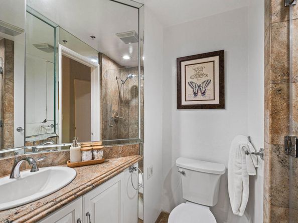 8562 W West Knoll Drive 10, West Hollywood CA 90069