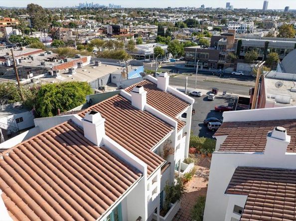 8562 W West Knoll Drive 10, West Hollywood CA 90069