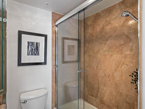 8562 W West Knoll Drive 10, West Hollywood CA 90069