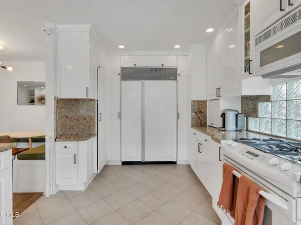 22250 Marlin Place, Canoga Park CA 91303