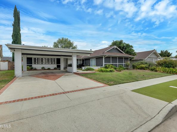 22250 Marlin Place, Canoga Park CA 91303