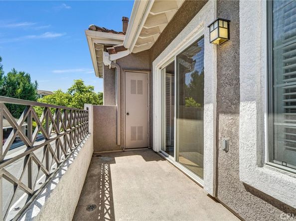 8025 E Sandstone Drive, Anaheim Hills CA 92808