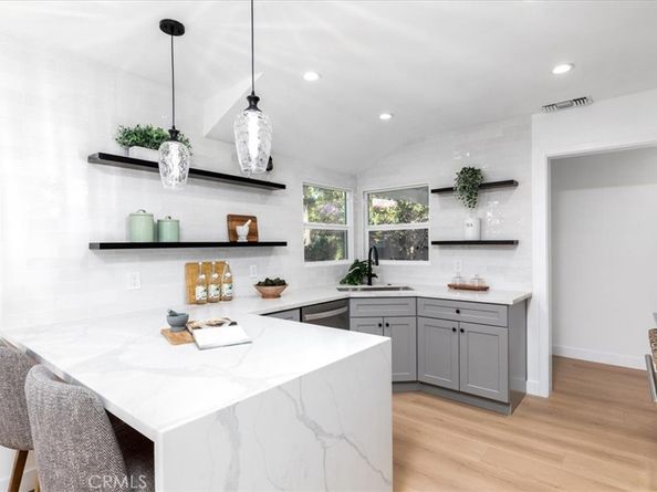 5447 Columbus Avenue, Sherman Oaks CA 91411