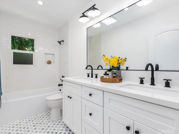 5447 Columbus Avenue, Sherman Oaks CA 91411