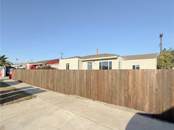 14528 S Corlett Street, Compton CA 90220