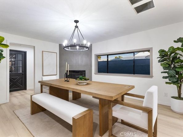 1625 W Chandler Boulevard, Burbank CA 91506