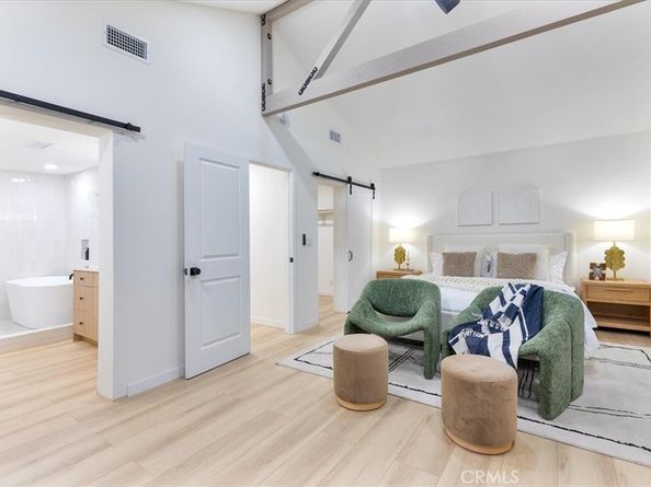 1625 W Chandler Boulevard, Burbank CA 91506