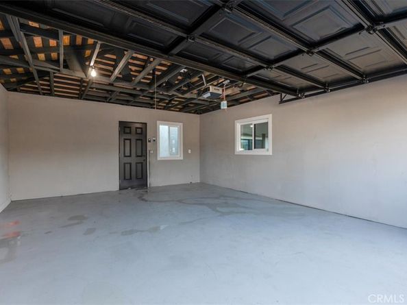 1625 W Chandler Boulevard, Burbank CA 91506