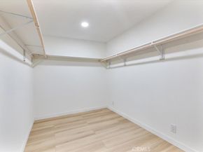 1625 W Chandler Boulevard, Burbank CA 91506