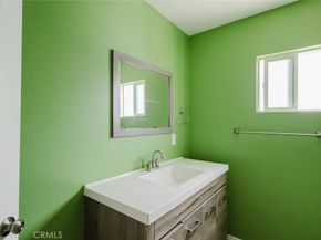 2226 Hauser Boulevard, Los Angeles CA 90016