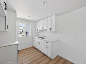 132 W 74th, Los Angeles CA 90003