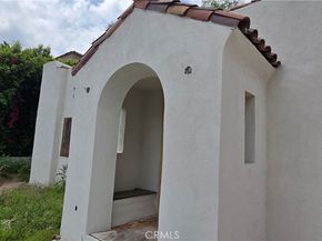 2680 Ivan Hill, Los Angeles CA 90039