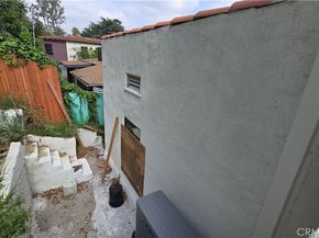 2680 Ivan Hill, Los Angeles CA 90039