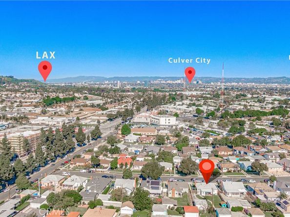 3834 West Boulevard, Los Angeles CA 90008