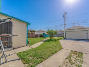 3834 West Boulevard, Los Angeles CA 90008