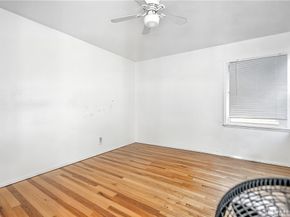 3834 West Boulevard, Los Angeles CA 90008