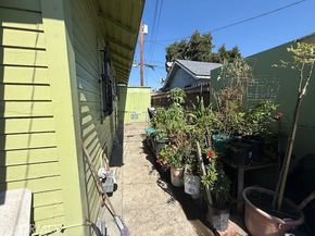 127 E 81st, Los Angeles CA 90003