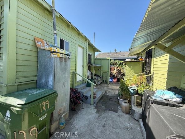 127 E 81st, Los Angeles CA 90003