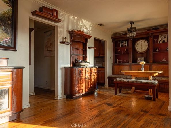 5606 Bellflower, Lakewood CA 90713