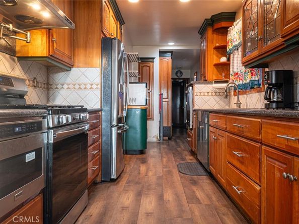 5606 Bellflower, Lakewood CA 90713