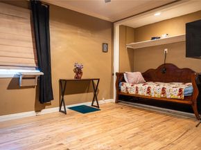 5606 Bellflower, Lakewood CA 90713