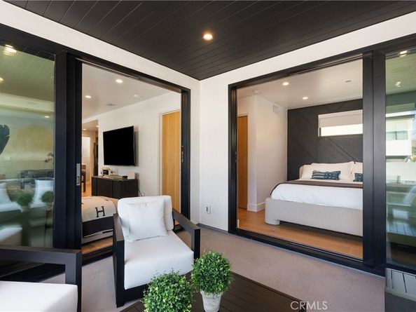 521 1/2 Iris, Corona Del Mar CA 92625