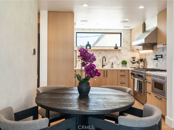 521 1/2 Iris, Corona Del Mar CA 92625