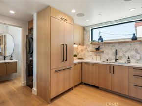 521 1/2 Iris, Corona Del Mar CA 92625