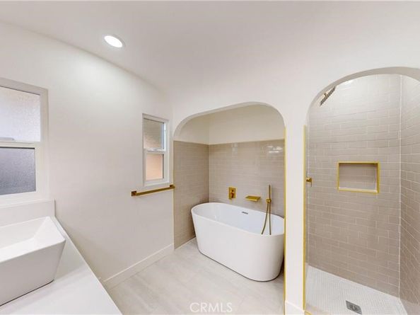 4380 W 28th Street, Los Angeles CA 90018