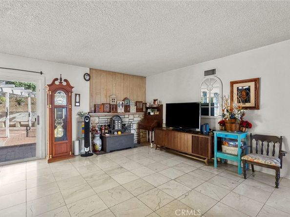 10533 Kurt Street, Lakeview Terrace CA 91342