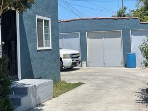 135 E 77th Street, Los Angeles CA 90003