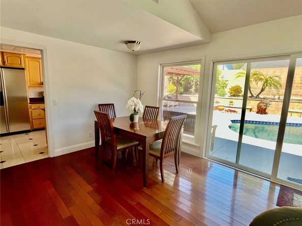 10116 Viking Avenue, Northridge CA 91324