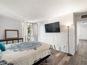 8601 International Avenue 224, Canoga Park CA 91304